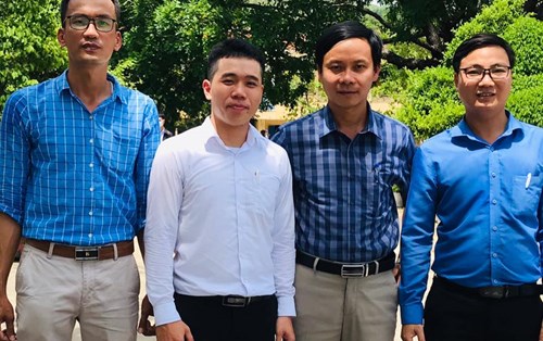"Hẹn hò" cùng thầy cô ĐH Đông Á tại các điểm trường THPT dọc miền Trung - Tây Nguyên