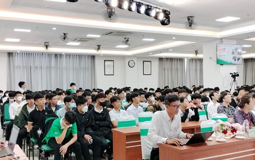 CHÀO ĐÓN TÂN SINH VIÊN NGÀNH CÔNG NGHỆ KỸ THUẬT Ô TÔ KHÓA 2023
