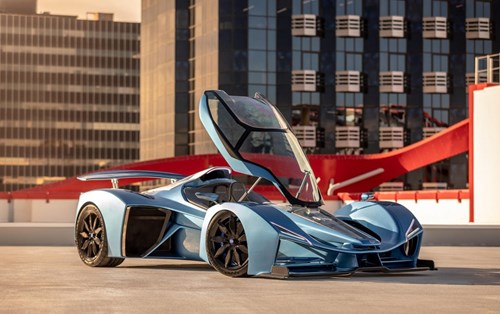 Những siêu xe tỏa sáng năm 2020