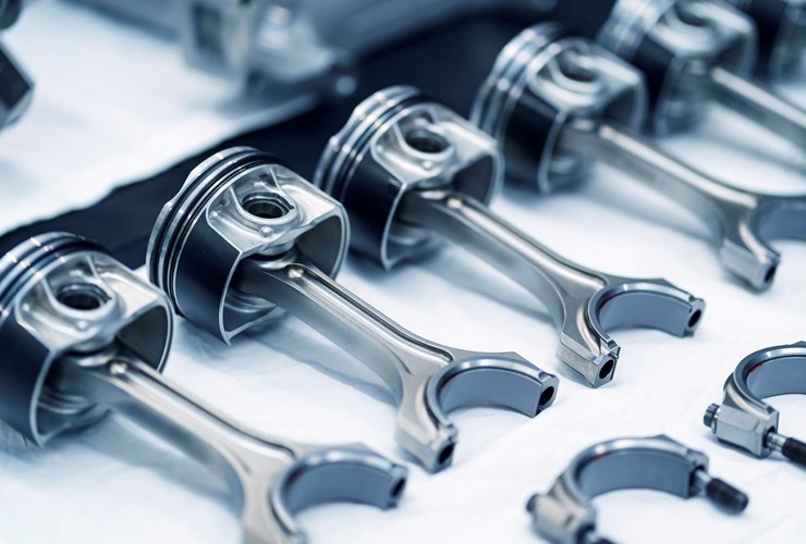 Sau khi “dứt áo” với Mercedes-AMG, Aston Martin tự sản xuất động cơ V6 cho riêng mình