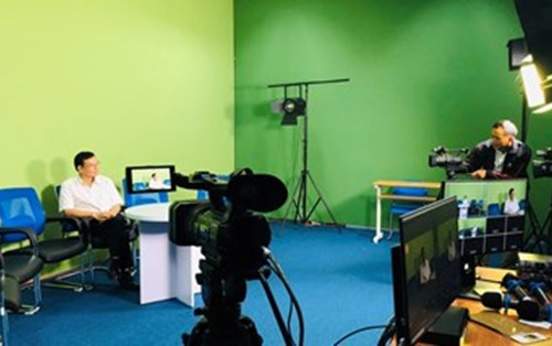 Đại học Đông Á đồng hành cùng chương trình Ôn tập lớp 12 trên truyền hình - Đài DanangTV