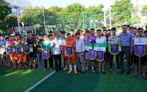 Giải bóng đá sinh viên liên quân Khoa KT Ô tô & KT Điện - Điện