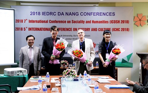 Đại học Đông Á đăng cai tổ chức chuỗi hội thảo khoa học quốc tế ICOSH và ICHC 2018