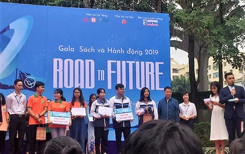 Sinh viên Đại học Đông Á xuất sắc giành Quán quân "Đọc sách dệt ước mơ" mùa 4 toàn quốc